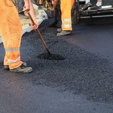 Best Gravel Driveway Installation  in Chowchilla, CA